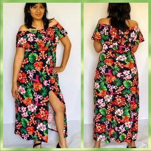 2️⃣PACK OFF THE SHOULDER MAXI DRESS